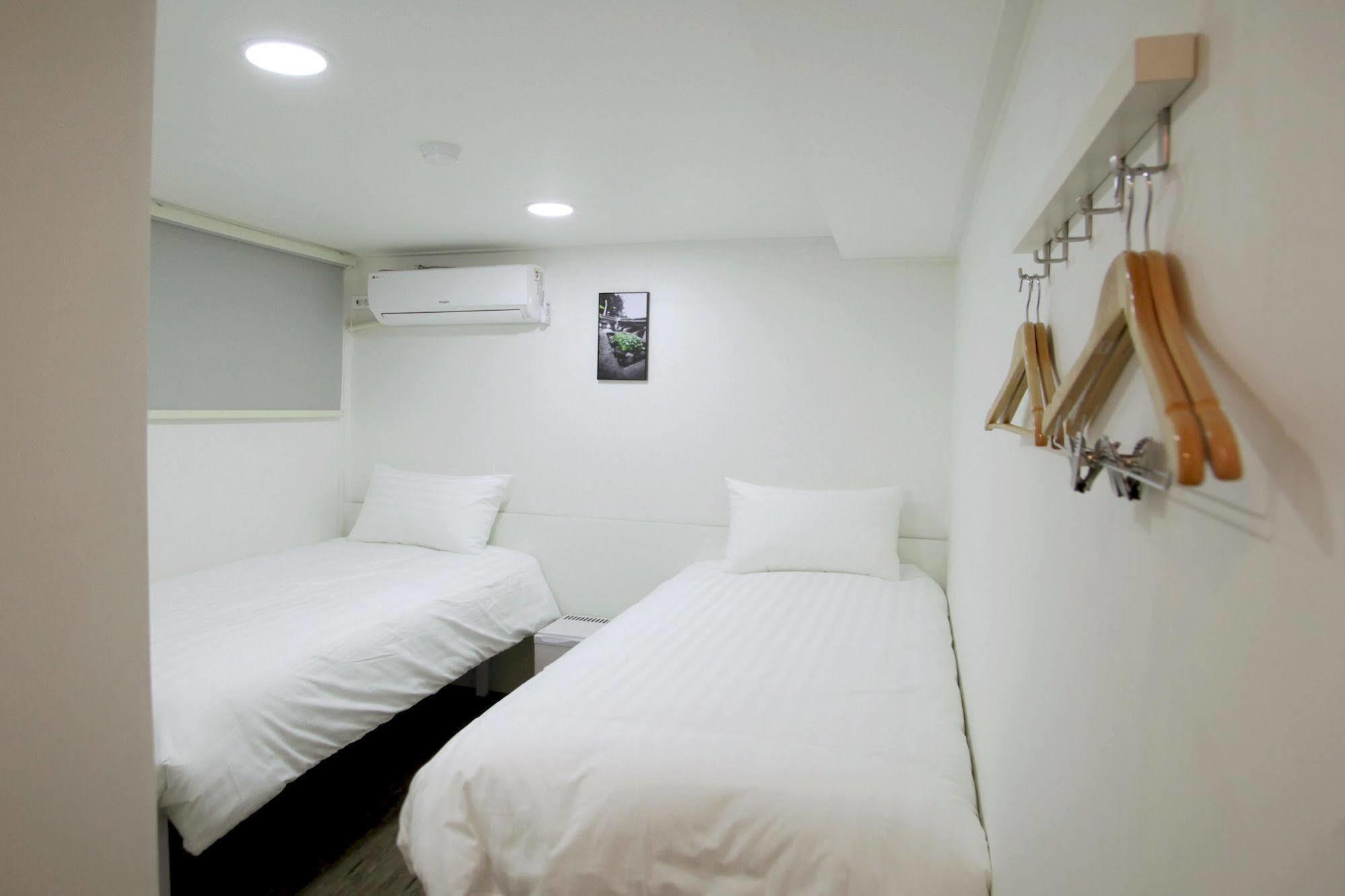 K-Guesthouse Dongdaemun Premium 2 Seoul Exterior photo